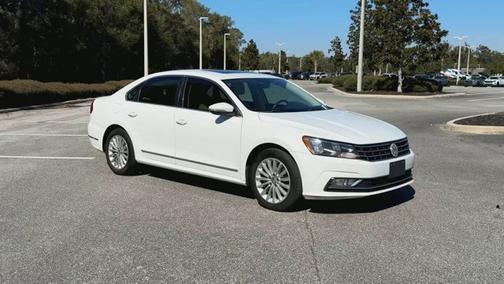 2016 Volkswagen Passat 1.8T SE w/Technology