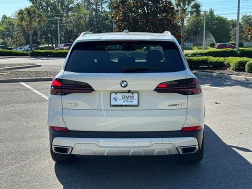 Alpine White 2024 BMW X5 sDrive40i