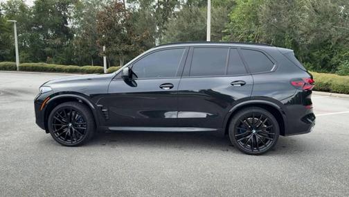 2025 BMW X5 M60i