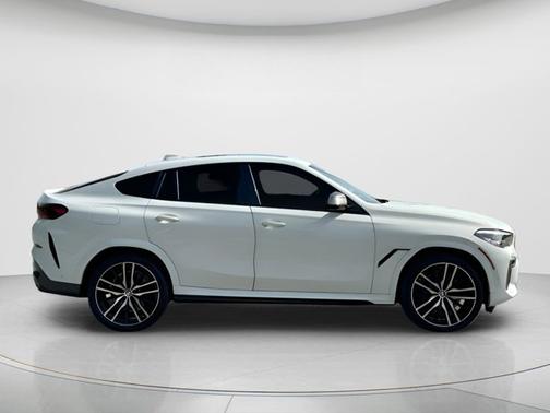 Alpine White 2023 BMW X6 M50i