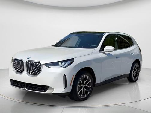 Mineral White Metallic 2026 BMW X3 30 xDrive