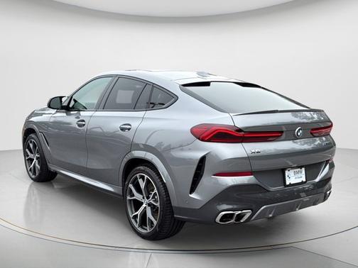 2026 BMW X6 M60i