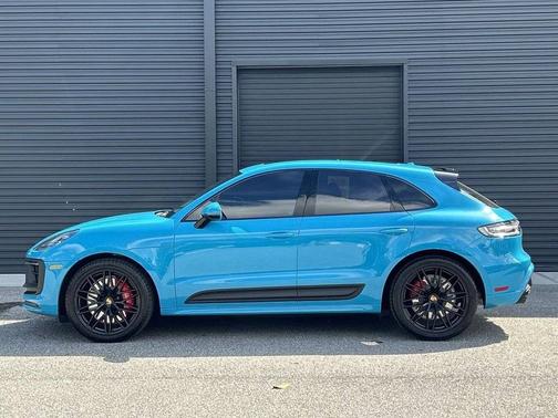 2023 Porsche Macan 