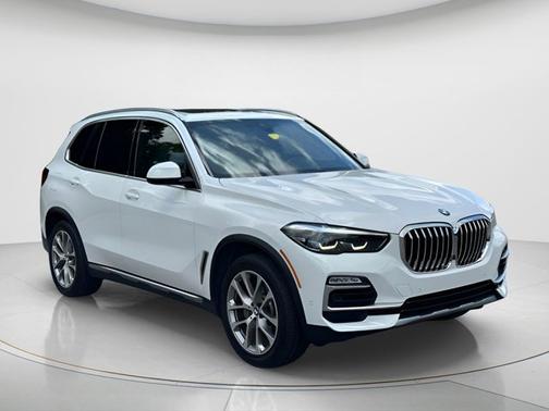 Alpine White 2020 BMW X5 xDrive40i
