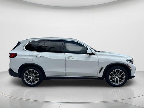 Alpine White 2020 BMW X5 xDrive40i