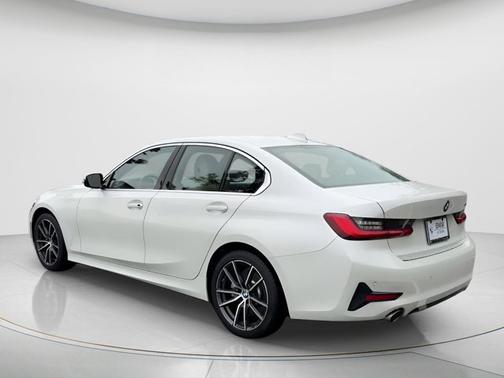 2019 BMW 330 330i