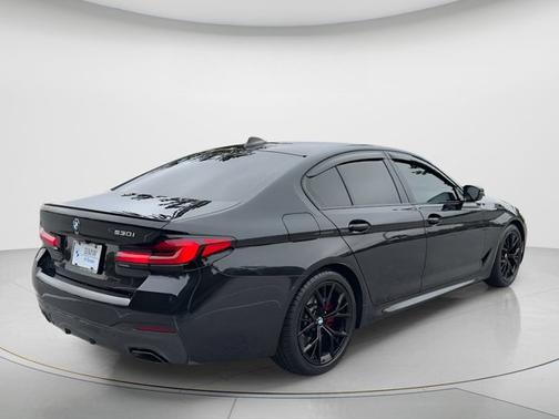 2023 BMW 530 530i