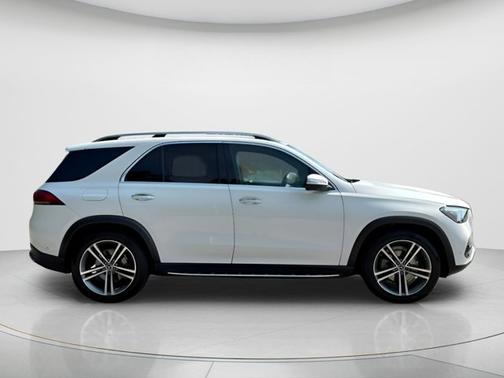 White 2020 Mercedes-Benz GLE 350 Base
