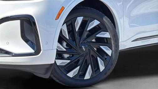 2024 Lincoln Nautilus Black Label