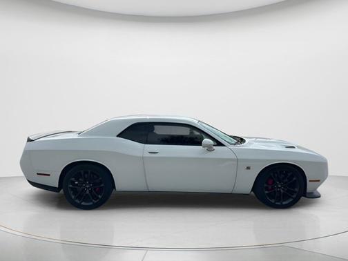White Knuckle Clearcoat 2021 Dodge Challenger R/T Scat Pack