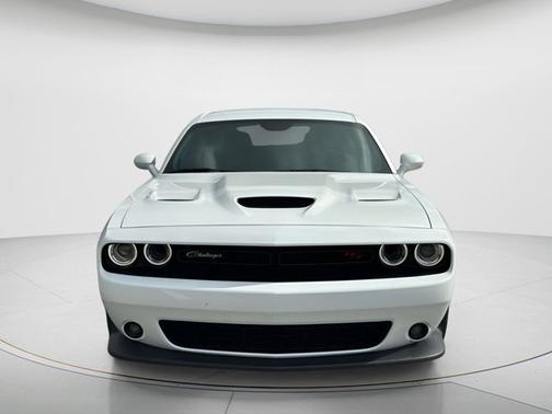 White Knuckle Clearcoat 2021 Dodge Challenger R/T Scat Pack