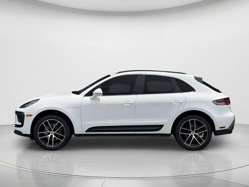 White 2024 Porsche Macan