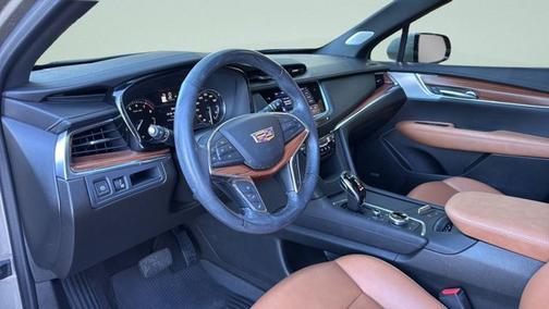 2023 Cadillac XT5 FWD Premium Luxury