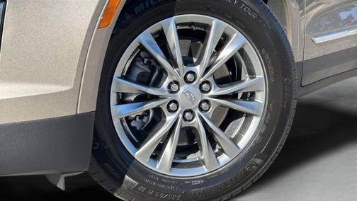 2023 Cadillac XT5 FWD Premium Luxury