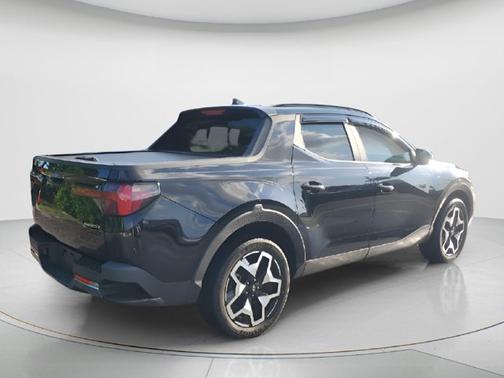 Phantom Black 2023 Hyundai SANTA CRUZ Limited