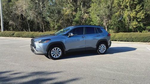 2025 Toyota Corolla Cross LE