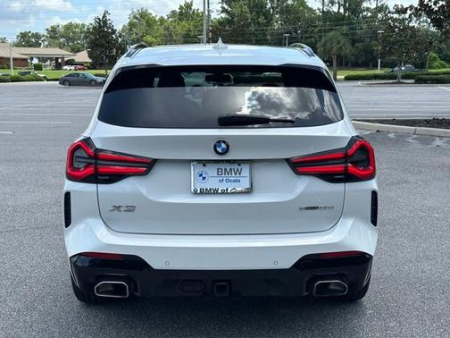 Mineral White Metallic 2022 BMW X3 sDrive30i