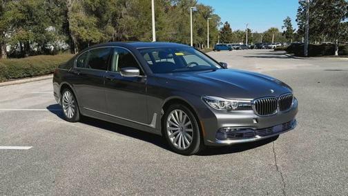 2016 BMW 740 i