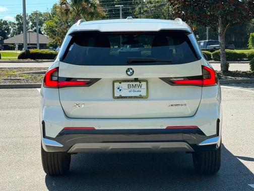 Alpine White 2026 BMW X1 xDrive28i