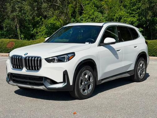 Alpine White 2026 BMW X1 xDrive28i