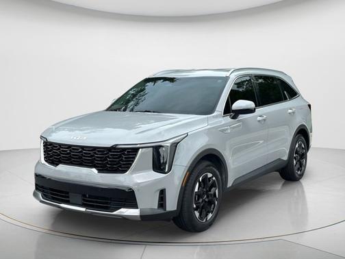 Wolf Gray 2024 Kia Sorento S