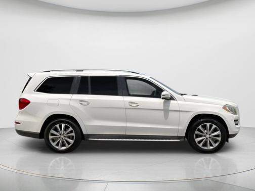 White 2016 Mercedes-Benz GL-Class GL 350 BlueTEC