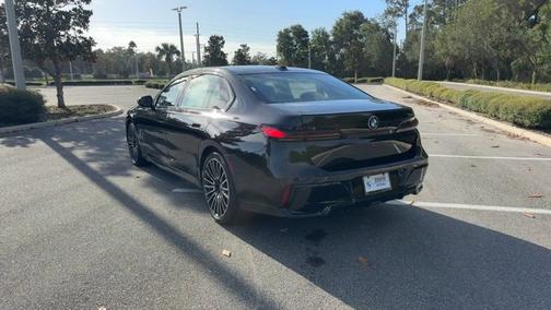 2024 BMW 740 740i