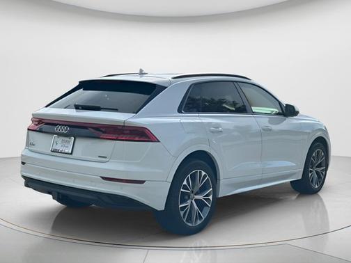 White 2020 Audi Q8 Premium