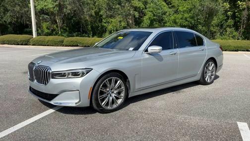 2020 BMW 740 740i