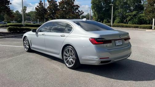 2020 BMW 740 740i