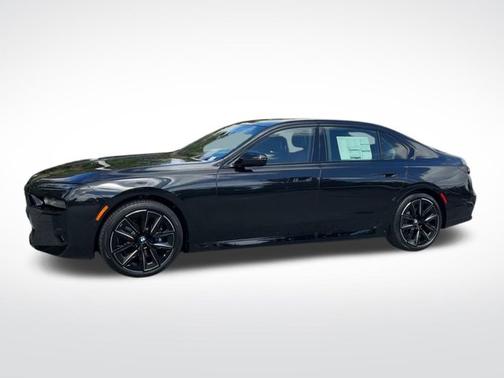 2025 BMW 760 760i xDrive