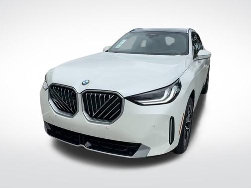 Mineral White Metallic 2026 BMW X3 30 xDrive
