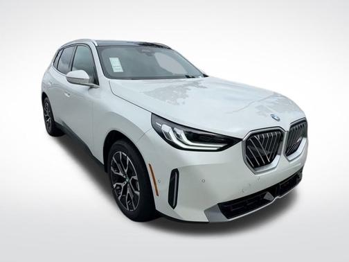 Mineral White Metallic 2026 BMW X3 30 xDrive