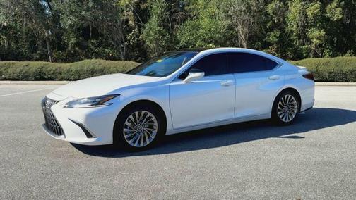 2024 Lexus ES 350 Ultra Luxury