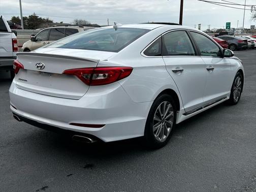 2016 Hyundai SONATA Sport