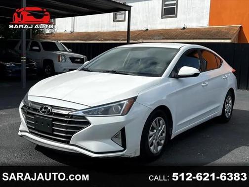 2019 Hyundai ELANTRA SE