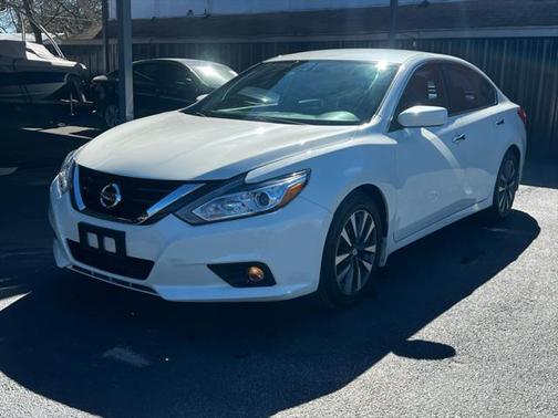 2017 Nissan Altima 2.5 SV