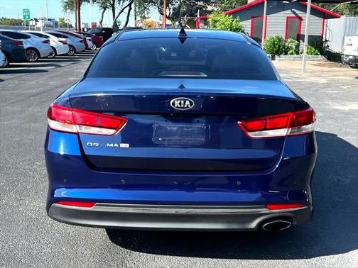2018 Kia Optima LX