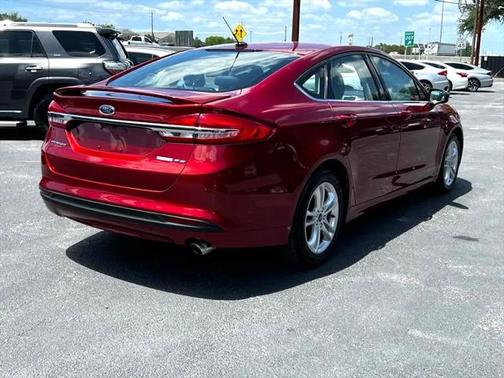 2018 Ford Fusion SE