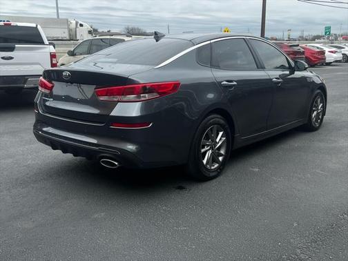 2020 Kia Optima LX