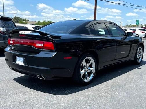 2013 Dodge Charger SE