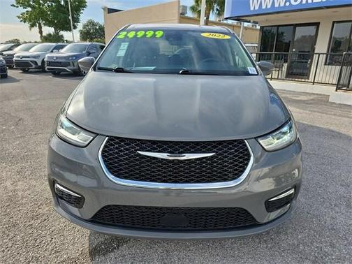 2022 Chrysler Pacifica Hybrid Touring L