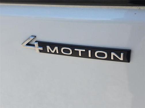 Opal White 2023 Volkswagen Atlas 3.6L SEL