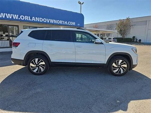 2025 Volkswagen Atlas 2.0T SE w/Technology