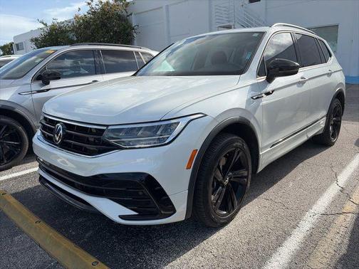 Opal White 2023 Volkswagen Tiguan 2.0T SE R-Line Black