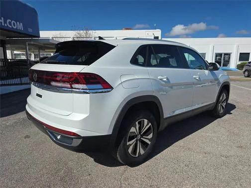 2026 Volkswagen Atlas Cross Sport 2.0T SE