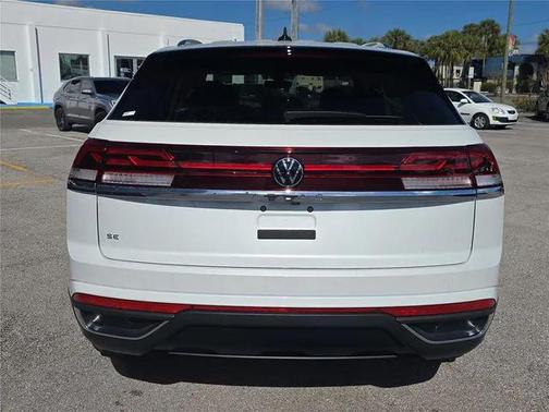 2026 Volkswagen Atlas Cross Sport 2.0T SE