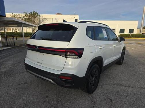 2025 Volkswagen Taos 1.5T S