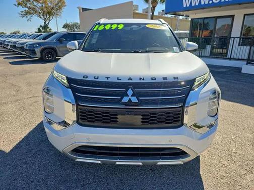 2022 Mitsubishi Outlander SEL 2.5 2WD