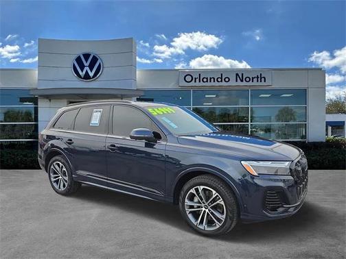 2025 Audi Q7 45 Premium Plus